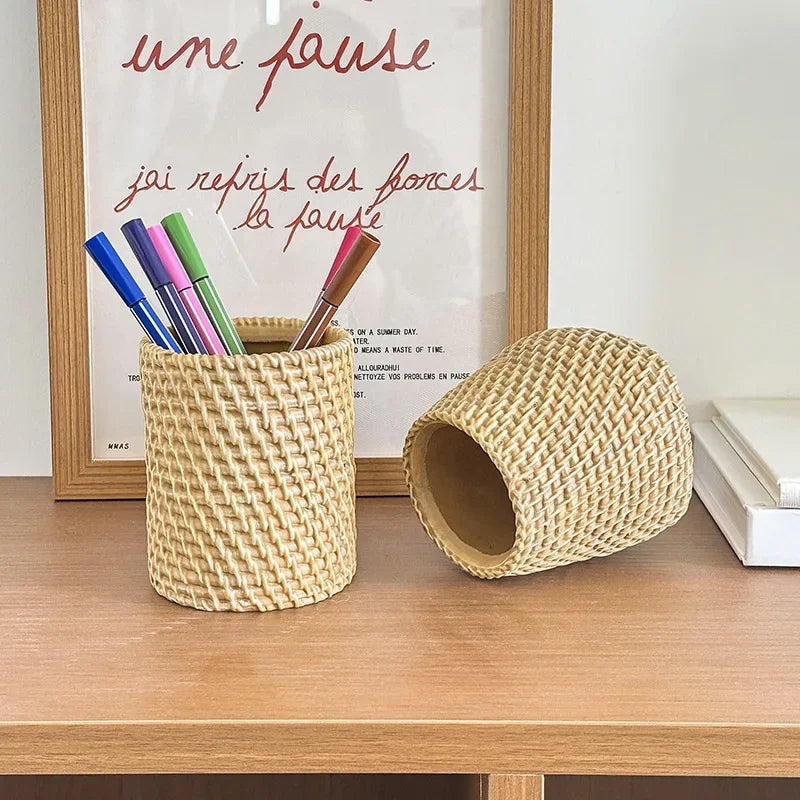 Simple Vine Pen Holder Home Office Minimalism Rattan Pen Holder Stationery Storage Plastic Tableware Holder Desk Accessories